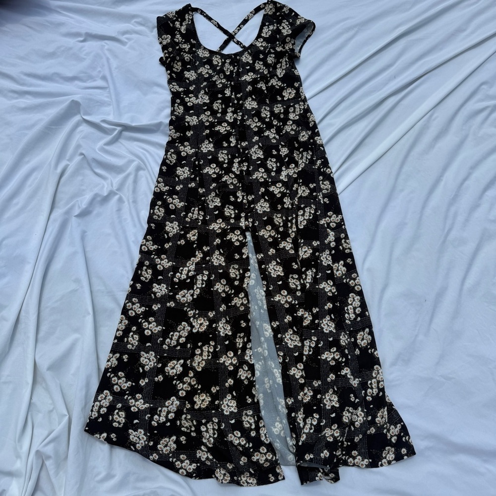 🖤 MinkPink Floral Maxi Dress 🖤 - Picture 3 of 6
